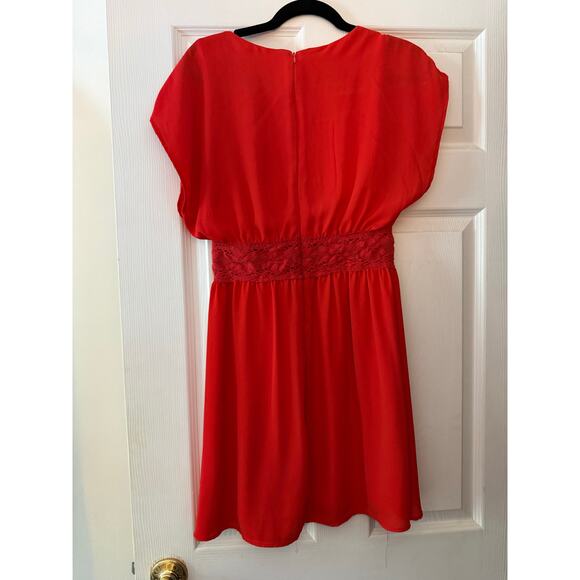 Beautiful Dress by Alya Size Small - Picture 2 of 7